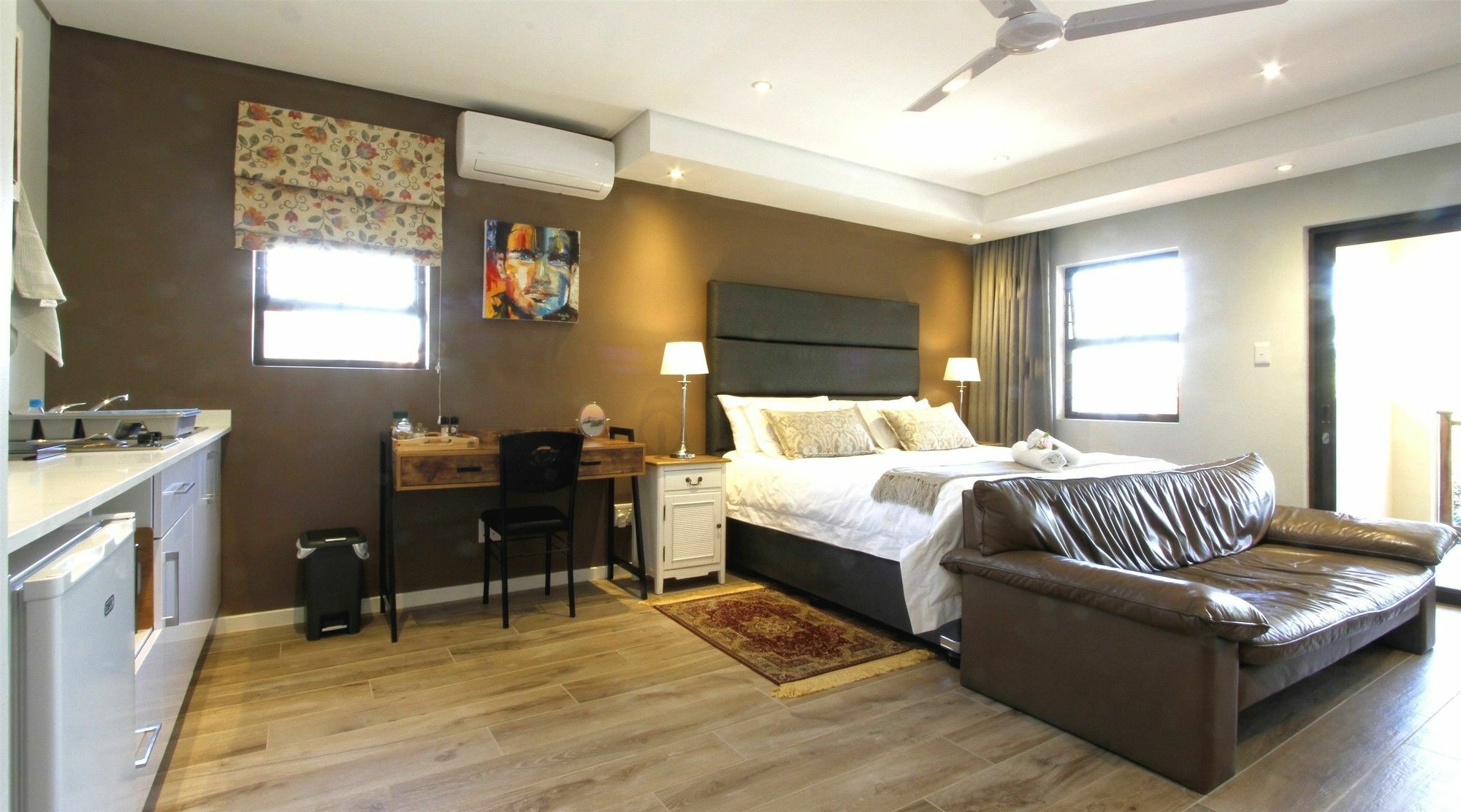 Casa Ridge Self-Catering 호텔 다반 외부 사진